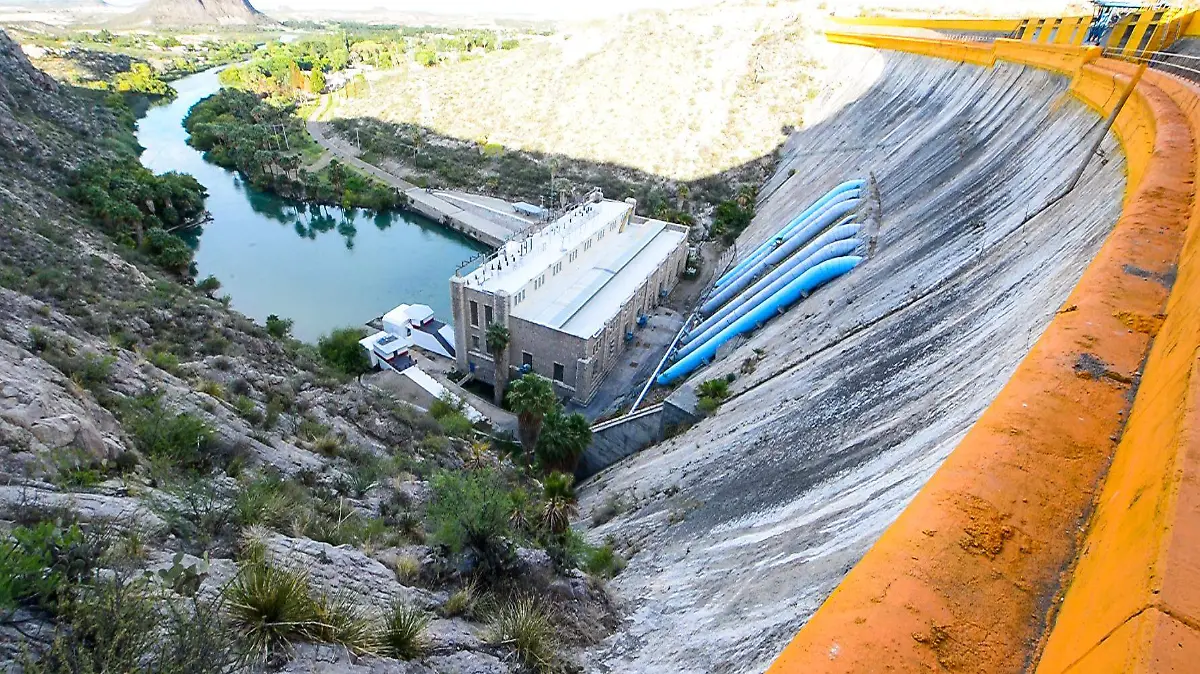 Presa la boquilla (2)